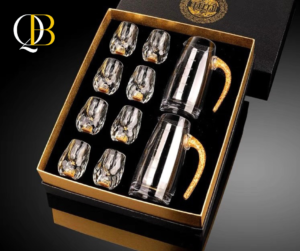 Set 2 bình nước thủy tinh lớn kèm 8 cốc là món quà tặng doanh nghiệp ý nghĩa